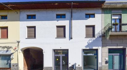 Costruzione di 200 m² in Lurago Marinone (22070)