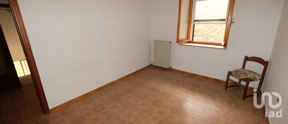 Lodge 13 rooms of 220 m² in Serra San Quirico (60048)