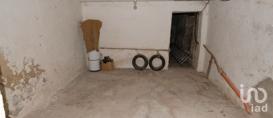 Lodge 13 rooms of 220 m² in Serra San Quirico (60048)