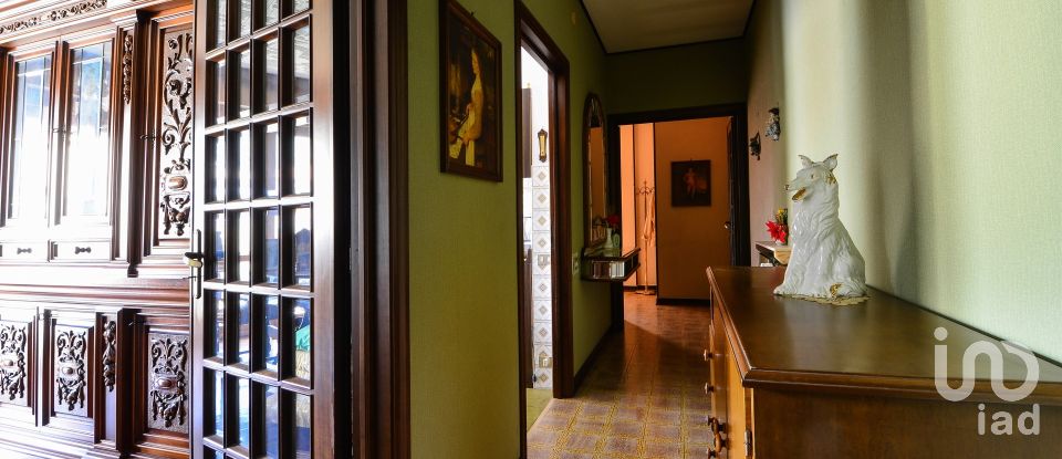 Appartamento 6 locali di 90 m² a Cengio (17056)