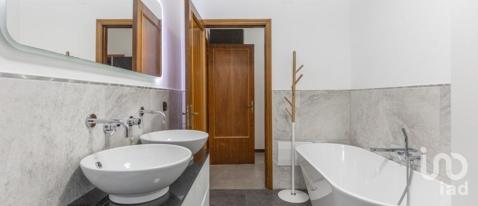 Apartment 6 rooms of 95 m² in Loreto (60025)