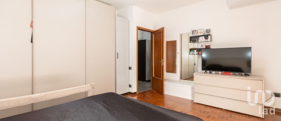 Appartamento 6 locali di 95 m² a Loreto (60025)
