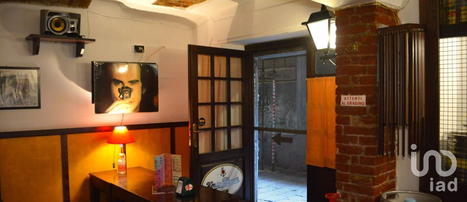 Brasserie-type bar of 53 m² in Genova (16124)