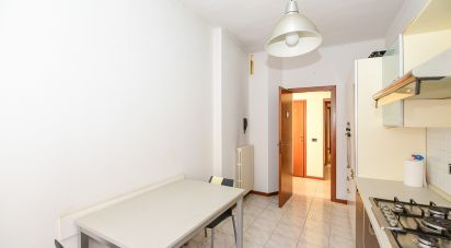 Palazzo / Stabile 4 locali di 185 m² a Lentate sul Seveso (20823)