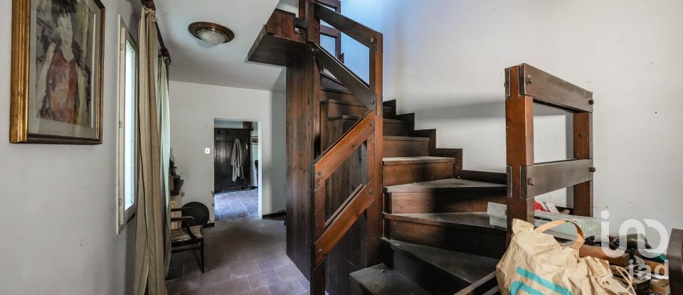 House 5 rooms of 420 m² in Vigarano Mainarda (44049)