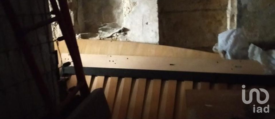 Country home 4 rooms of 89 m² in Introdacqua (67030)