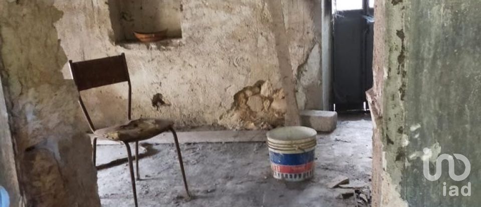 Country home 4 rooms of 89 m² in Introdacqua (67030)