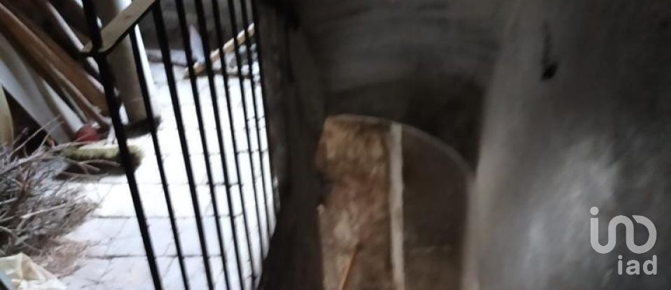 Country home 4 rooms of 89 m² in Introdacqua (67030)