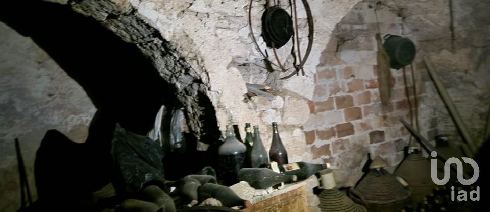 Country home 4 rooms of 89 m² in Introdacqua (67030)