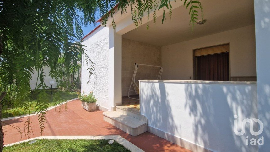 Villa 0 locali di 105 m² in Manduria (74024)