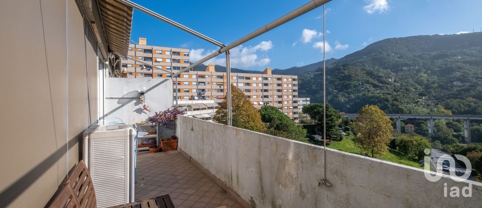 Appartamento 5 locali di 64 m² a Genova (16159)