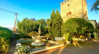 Castello 20 locali di 900 m² in Ripa Teatina (66010)