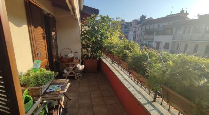 Loft 6 locali di 103 m² a Milano (20125)