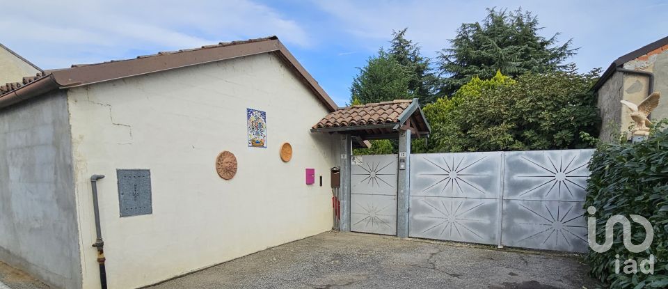 Casa indipendente 10 locali di 236 m² in Motta de' Conti (13010)
