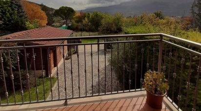 Villa a schiera 8 locali di 240 m² in L'Aquila (67100)