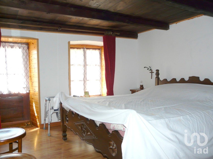 Casa di paese 8 locali di 100 m² in Ronco Canavese (10080)