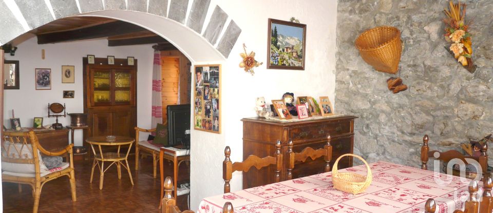 Casa di paese 8 locali di 100 m² in Ronco Canavese (10080)