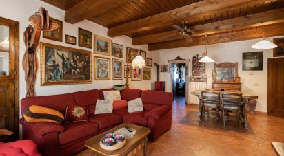 Casa indipendente 9 locali di 180 m² in Montefano (62010)