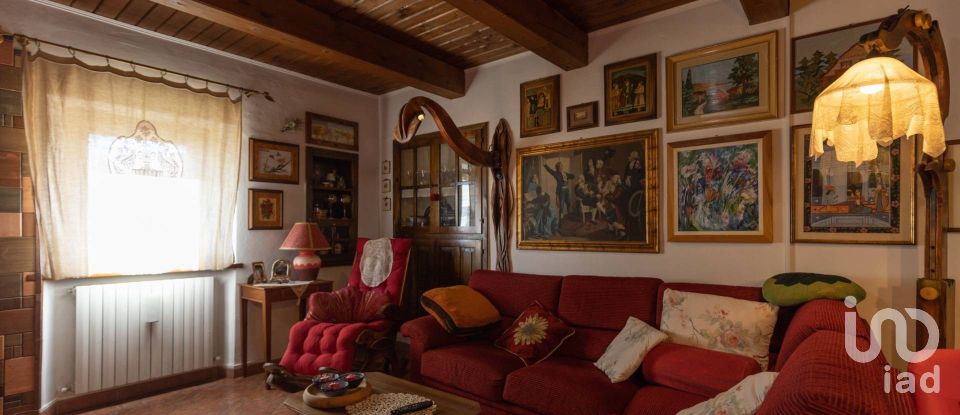 Casa indipendente 9 locali di 180 m² in Montefano (62010)