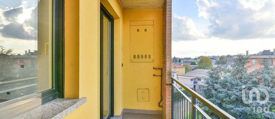 One-room apartment of 35 m² in Cantù (22063)