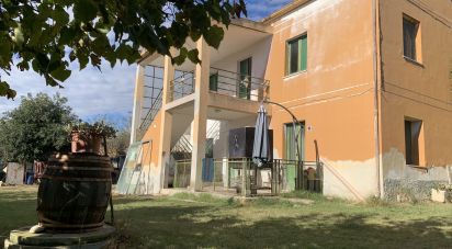 Rustico 5 locali di 144 m² in Giulianova (64021)