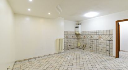 Bilocale di 53 m² a Novedrate (22060)