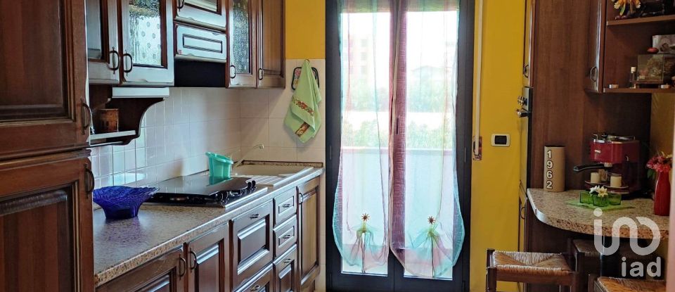 Villa a schiera 4 locali di 92 m² in Fano (61032)
