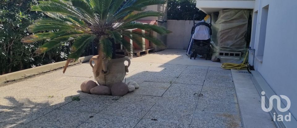 Villa a schiera 4 locali di 92 m² in Fano (61032)