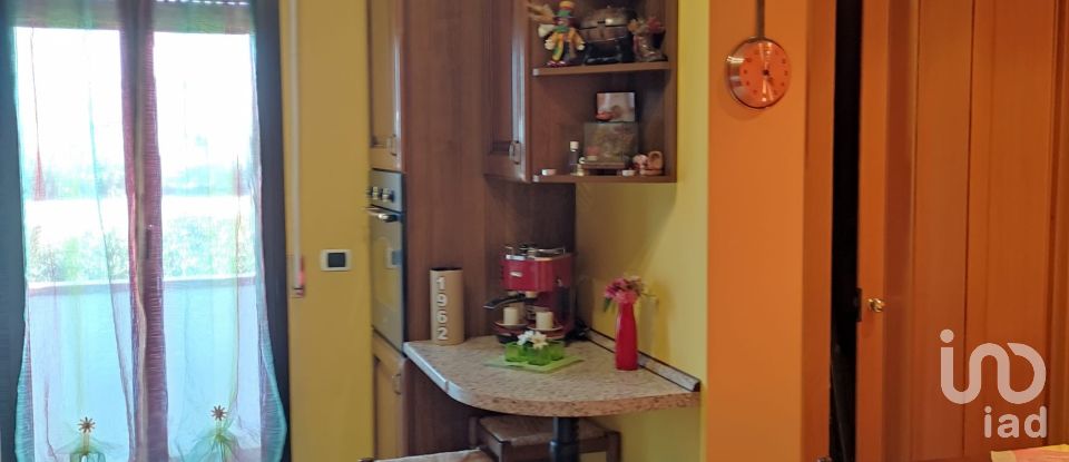 Villa a schiera 4 locali di 92 m² in Fano (61032)