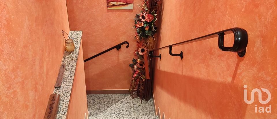 Villa a schiera 4 locali di 92 m² in Fano (61032)