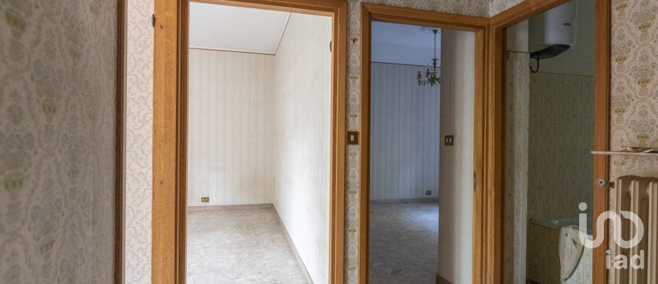 Apartment 5 rooms of 170 m² in Fiuminata (62025)