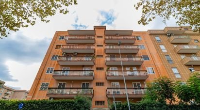 Apartment 5 rooms of 130 m² in Bari (70126)