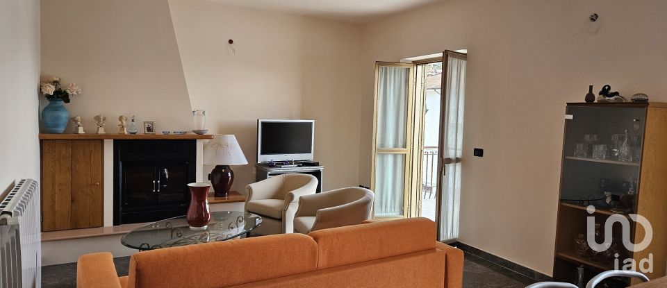 Apartment 5 rooms of 82 m² in Nocera Terinese (88047)
