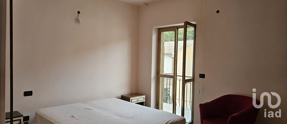Appartamento 5 locali di 82 m² a Nocera Terinese (88047)