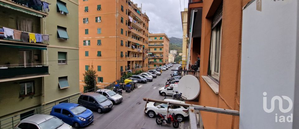 Three-room apartment of 74 m² in Genova (16139)