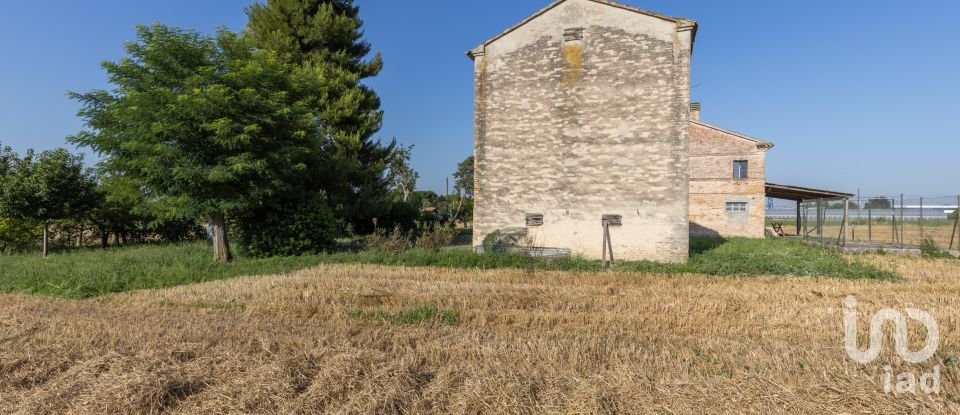 Town house 7 rooms of 420 m² in Osimo (60027)