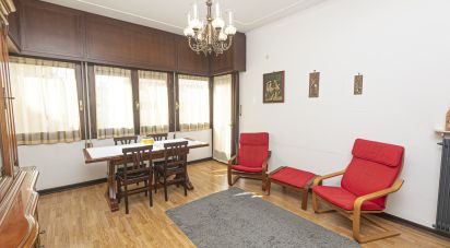 Apartment 6 rooms of 90 m² in Genova (16152)