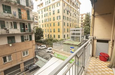 Appartamento 5 locali di 77 m² a Genova (16139)