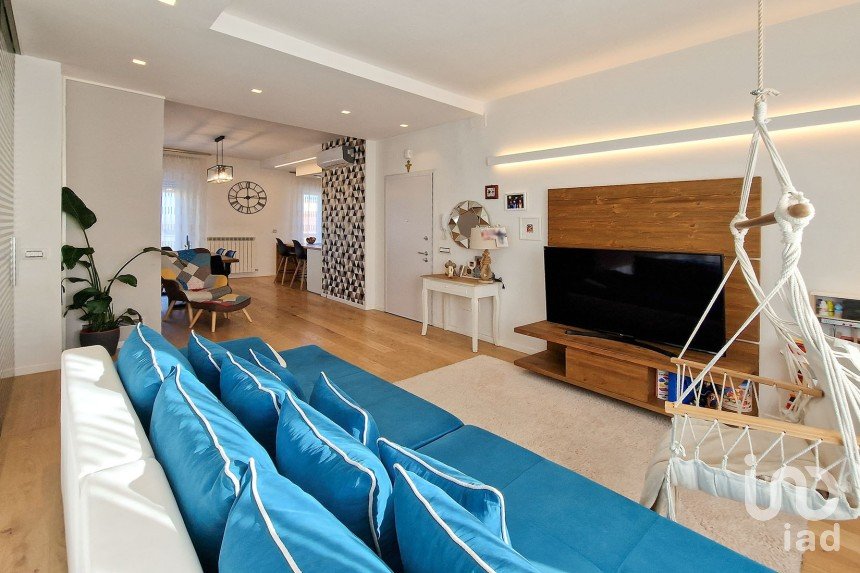 Apartment 6 rooms of 120 m² in Sant'Elpidio a Mare (63811)
