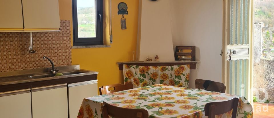 Apartment 7 rooms of 154 m² in San Mango d'Aquino (88040)