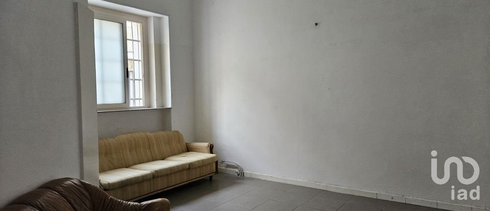 Negozio / locale commerciale di 67 m² in San Mango d'Aquino (88040)