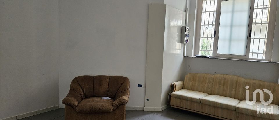 Negozio / locale commerciale di 67 m² in San Mango d'Aquino (88040)