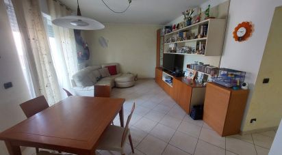 Appartamento 7 locali di 113 m² a Valenza (15048)