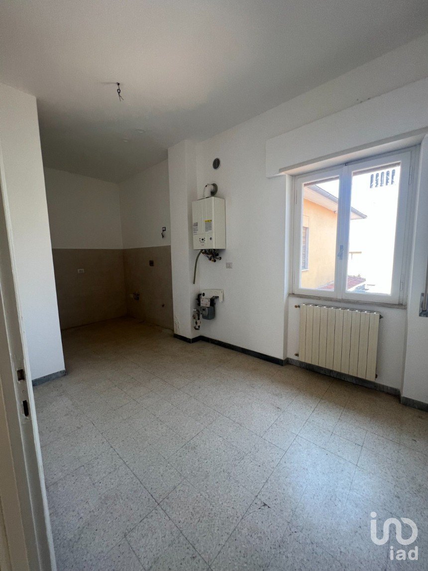 Appartamento 8 locali di 124 m² a Colleferro (00034)