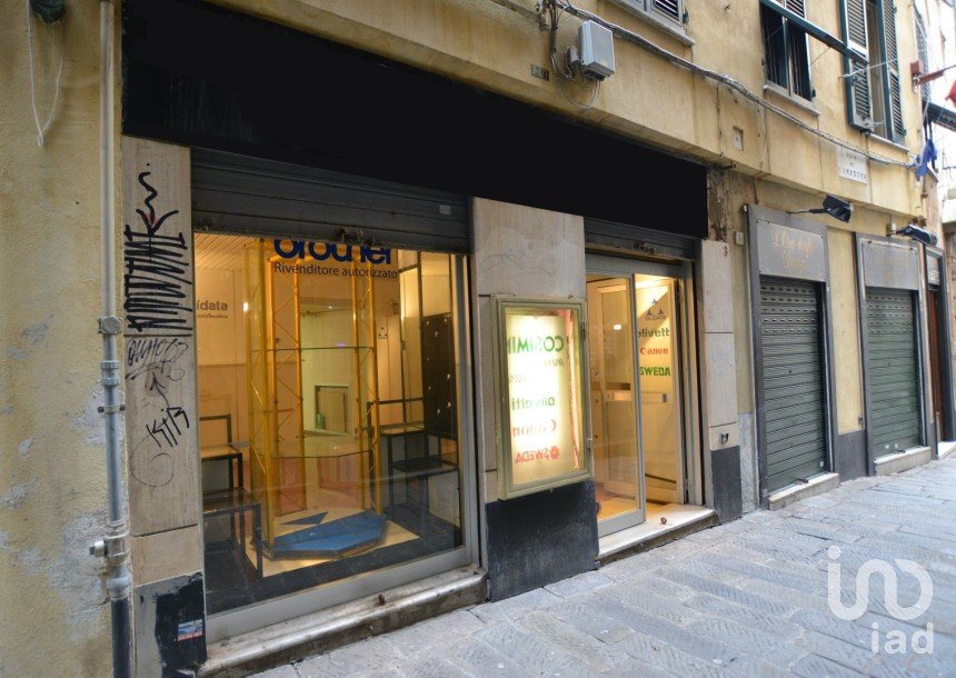 Shop / premises commercial of 95 m² in Genova (16123)