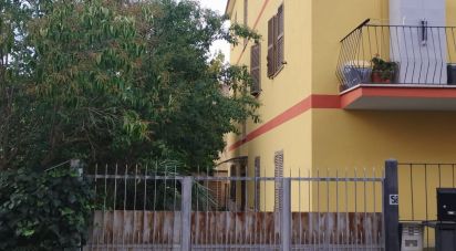 Two-room apartment of 40 m² in Roma (00133)