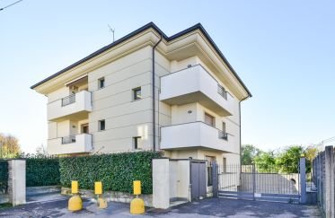 Two-room apartment of 54 m² in Desio (20832)