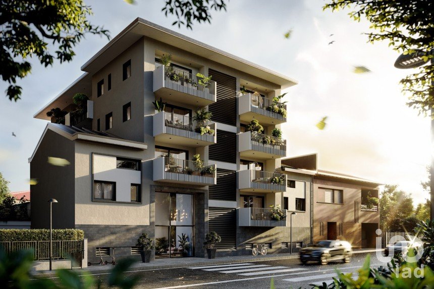 Three-room apartment of 114 m² in Cornate d'Adda (20872)