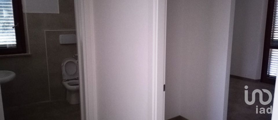 Costruzione 4 locali di 90 m² a Cerreto d'Esi (60043)