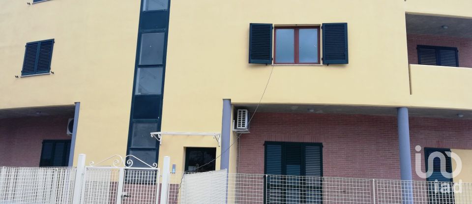 Costruzione 4 locali di 90 m² a Cerreto d'Esi (60043)